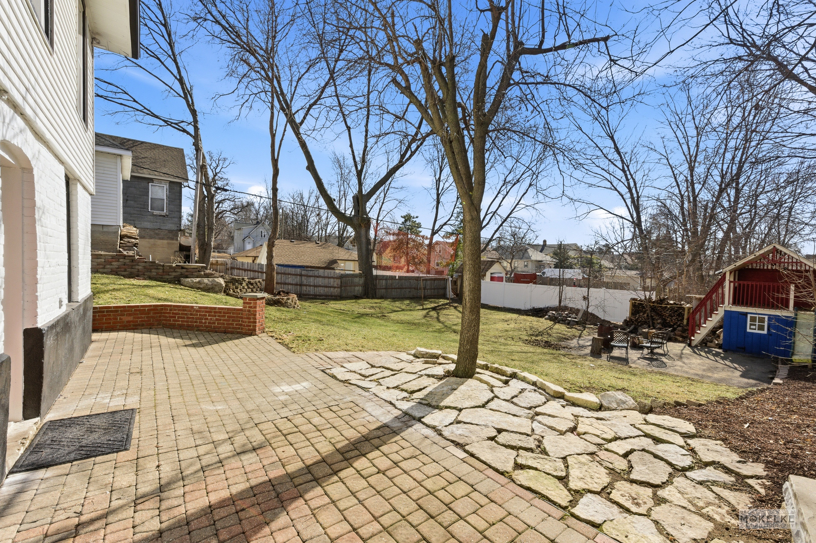 363 Franklin Boulevard Elgin, IL 60120 - Photo 22 of 32 a view of a park with trees