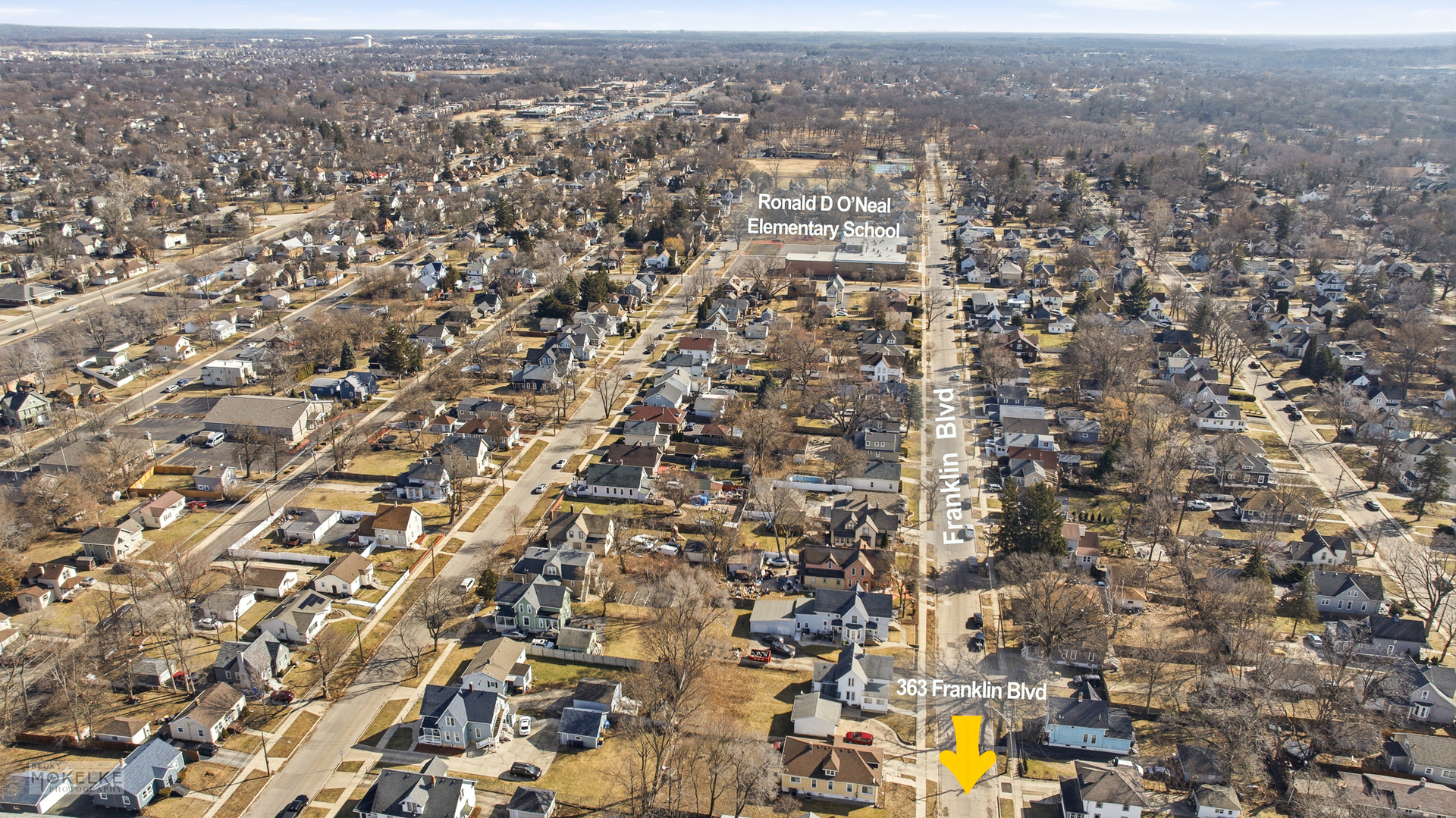 363 Franklin Boulevard Elgin, IL 60120 - Photo 28 of 32 an aerial view of multiple house