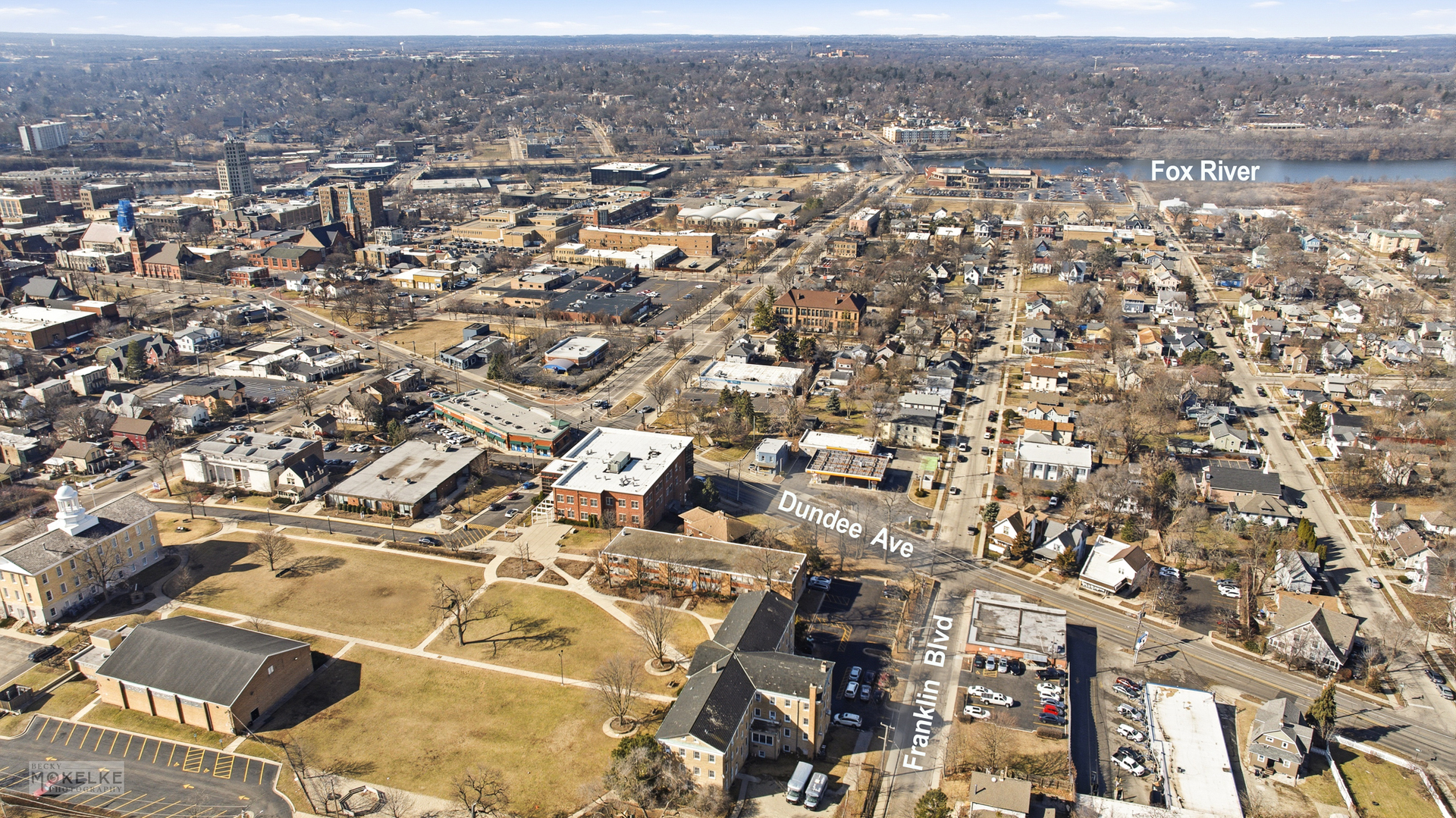 363 Franklin Boulevard Elgin, IL 60120 - Photo 29 of 32 an aerial view of a city