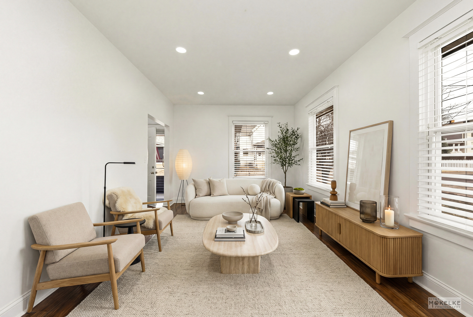 363 Franklin Boulevard Elgin, IL 60120 - Photo 7 of 32 a living room with furniture and a large window