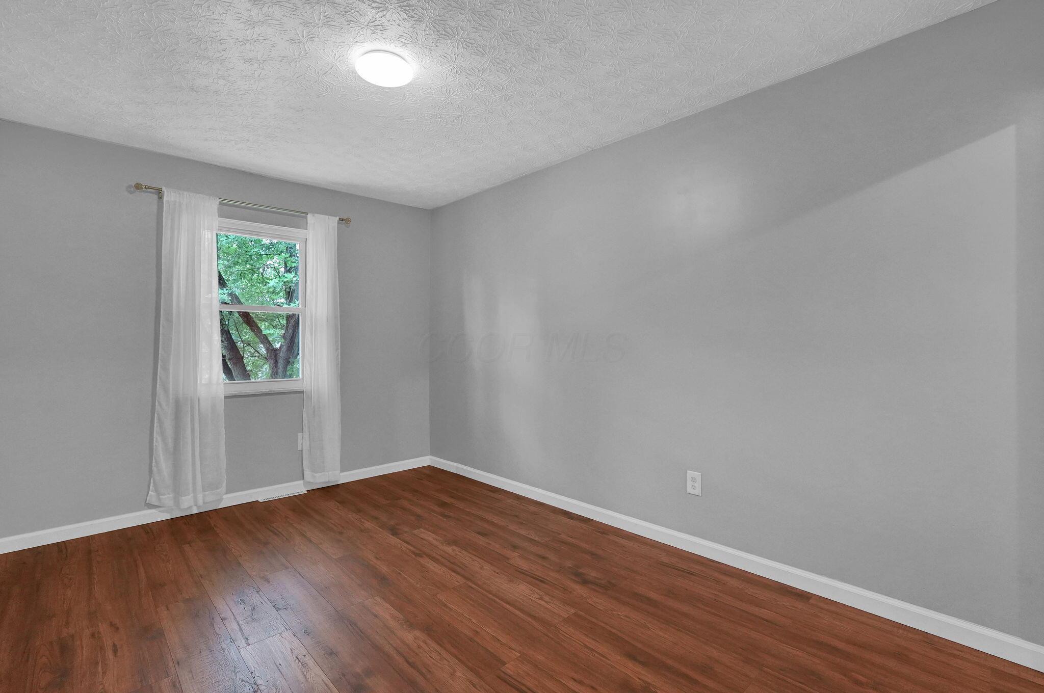 1270 Francisco Road Columbus, OH 43220 - Photo 25 of 36 25-web-or-mls-1270-francisco-rd