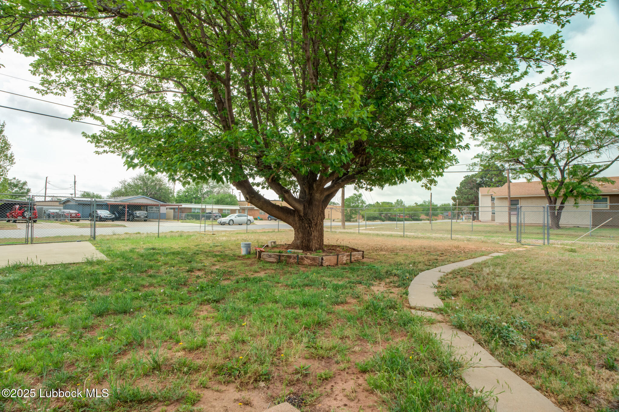 2001 65th Street Lubbock, TX 79412 - Photo 29 of 30 DSC06894_5_6