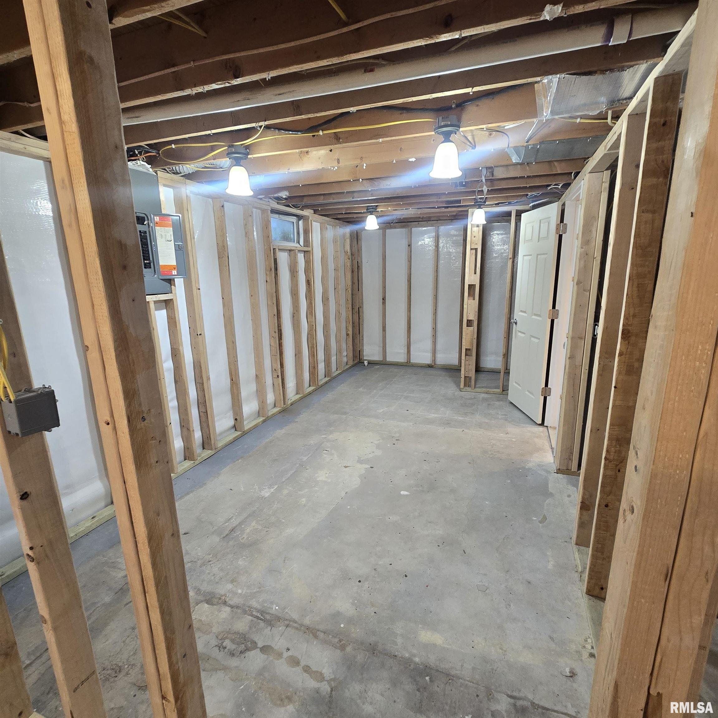 1125 Rosemary Road Pekin, IL 61554 - Photo 23 of 27 Gallery Image 23
