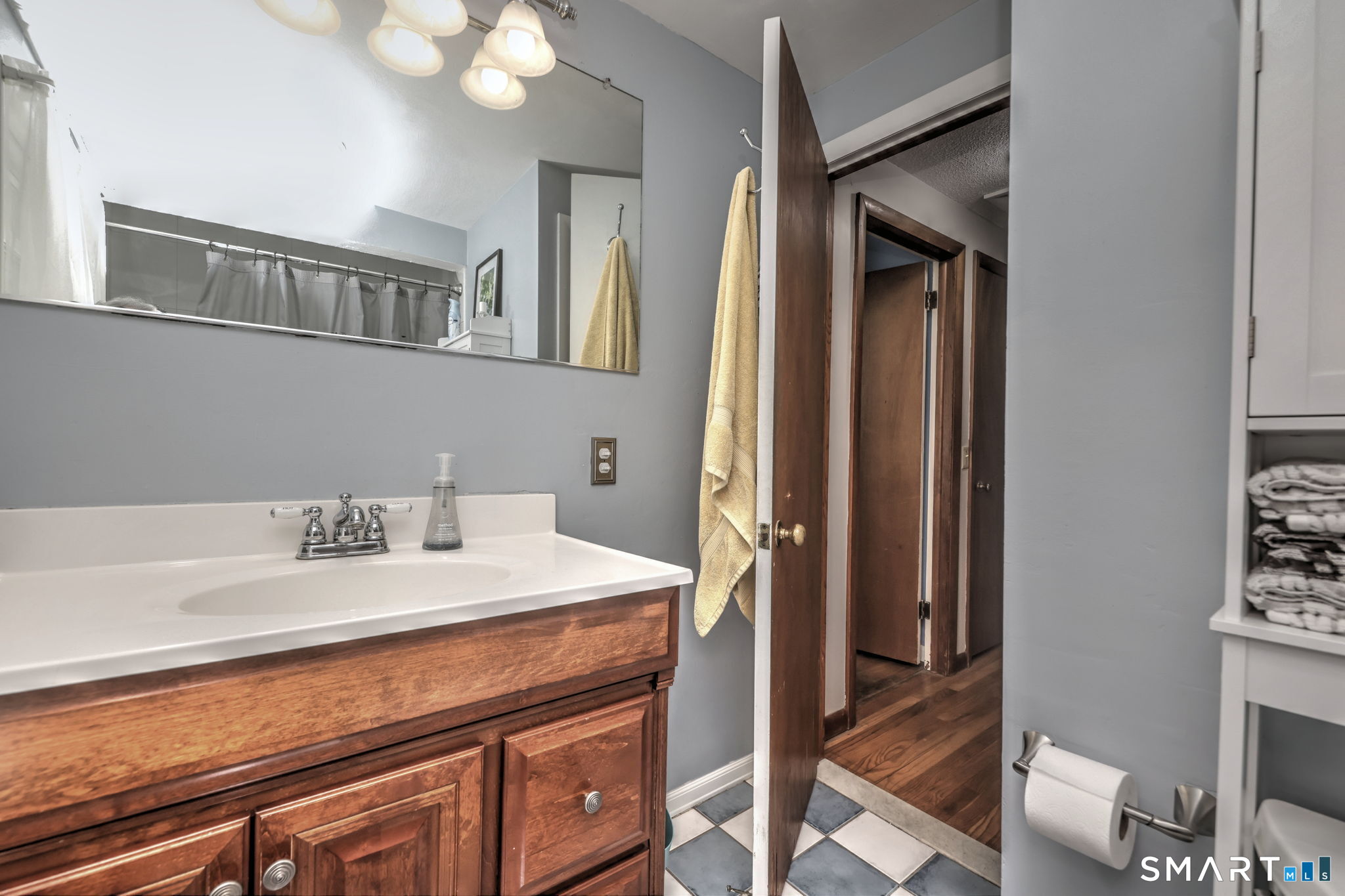 37 Deer Park Road Simsbury, CT 06089 - Photo 12 of 36