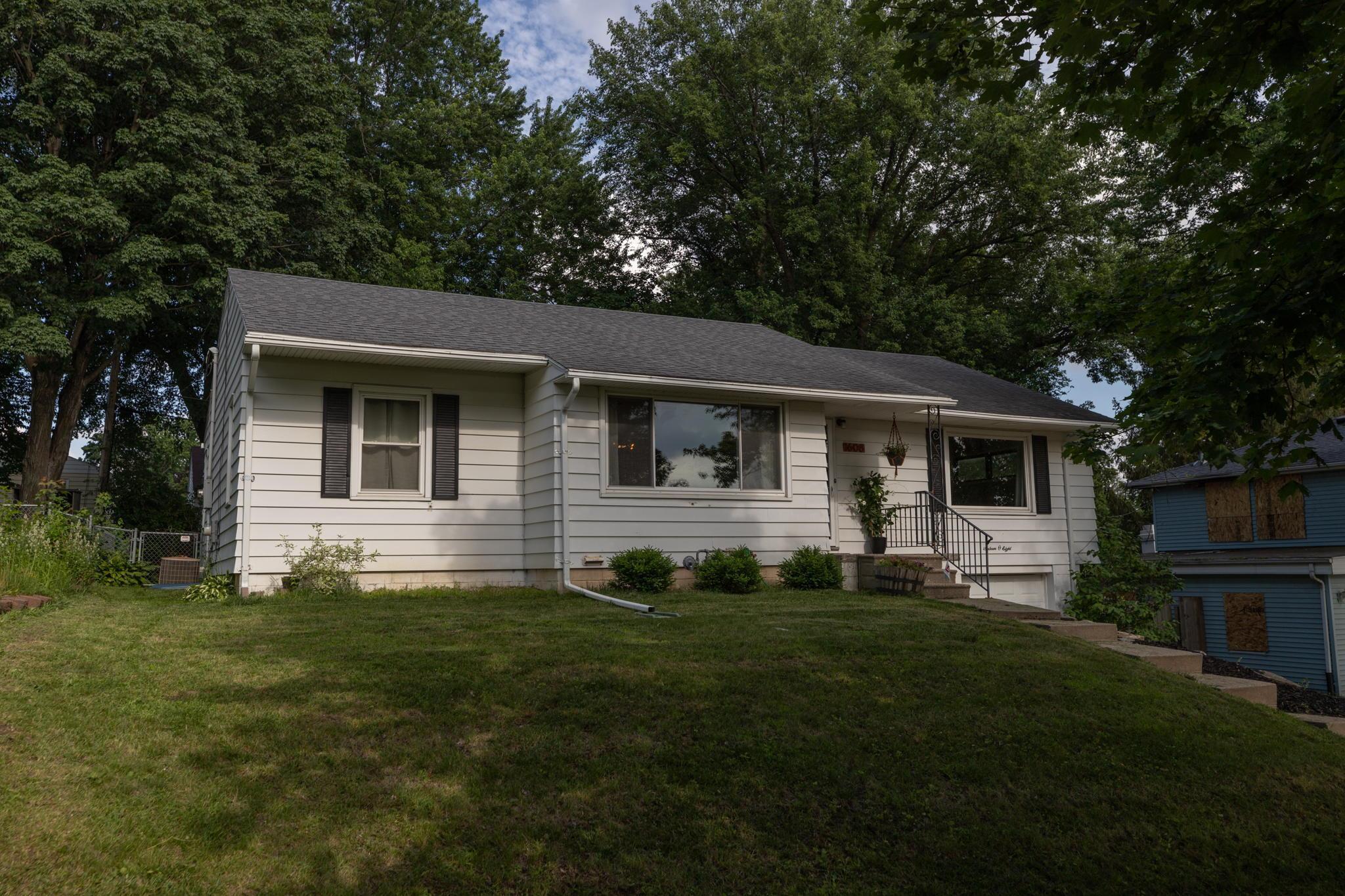 1608 2nd Avenue Northeast Rochester, MN 55906 - Photo 2 of 35