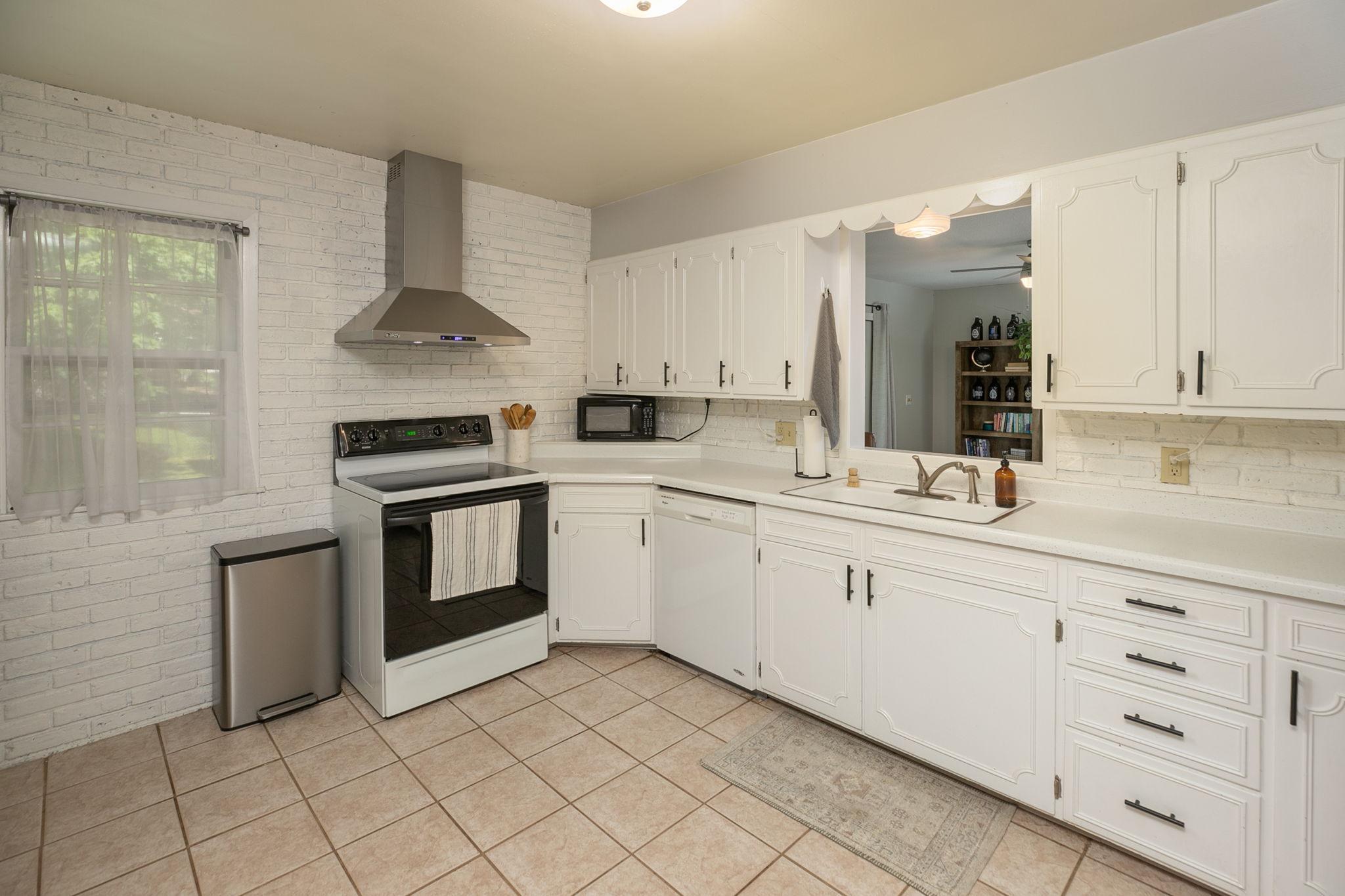 1608 2nd Avenue Northeast Rochester, MN 55906 - Photo 5 of 35