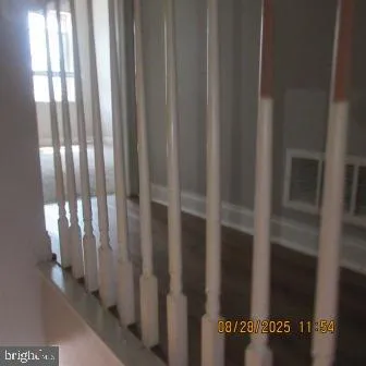 a view of empty room with window