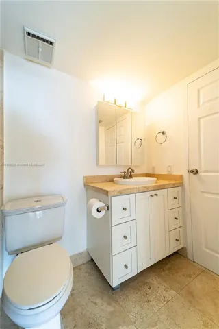 $450,000 | 7601 East Treasure Drive, Unit 1523, North Bay Village, FL 33141