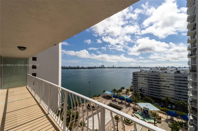 $450,000 | 7601 East Treasure Drive, Unit 1523, North Bay Village, FL 33141