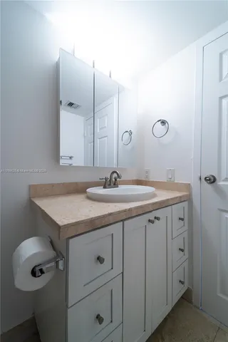 $450,000 | 7601 East Treasure Drive, Unit 1523, North Bay Village, FL 33141