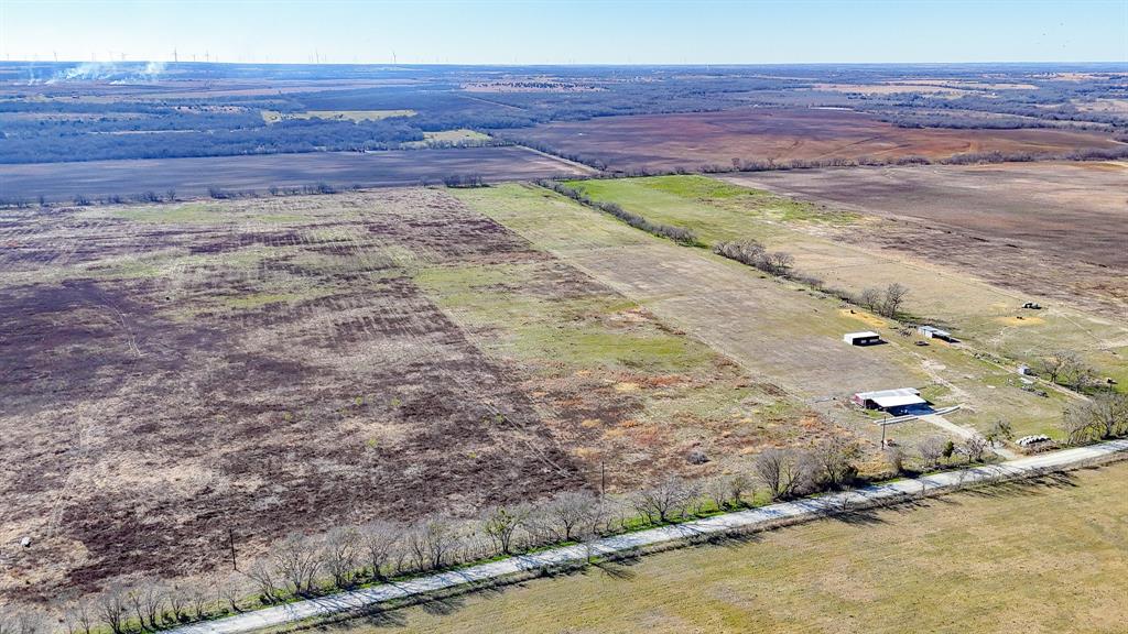 4050 Southwest 4050 Hubbard, TX 76648 - Photo 3 of 24