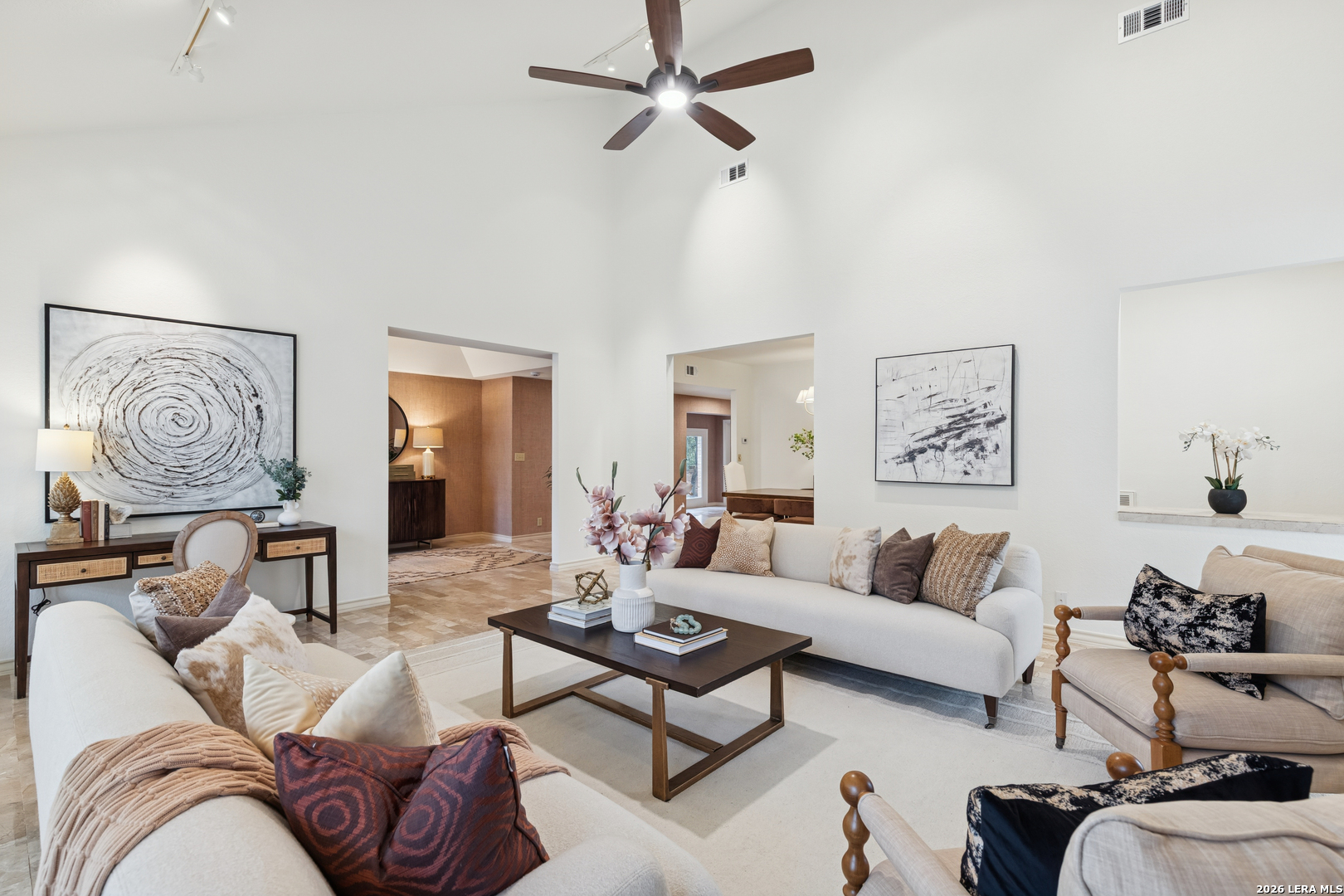 11607 Elm Ridge Road San Antonio, TX 78230 - Photo 8 of 56