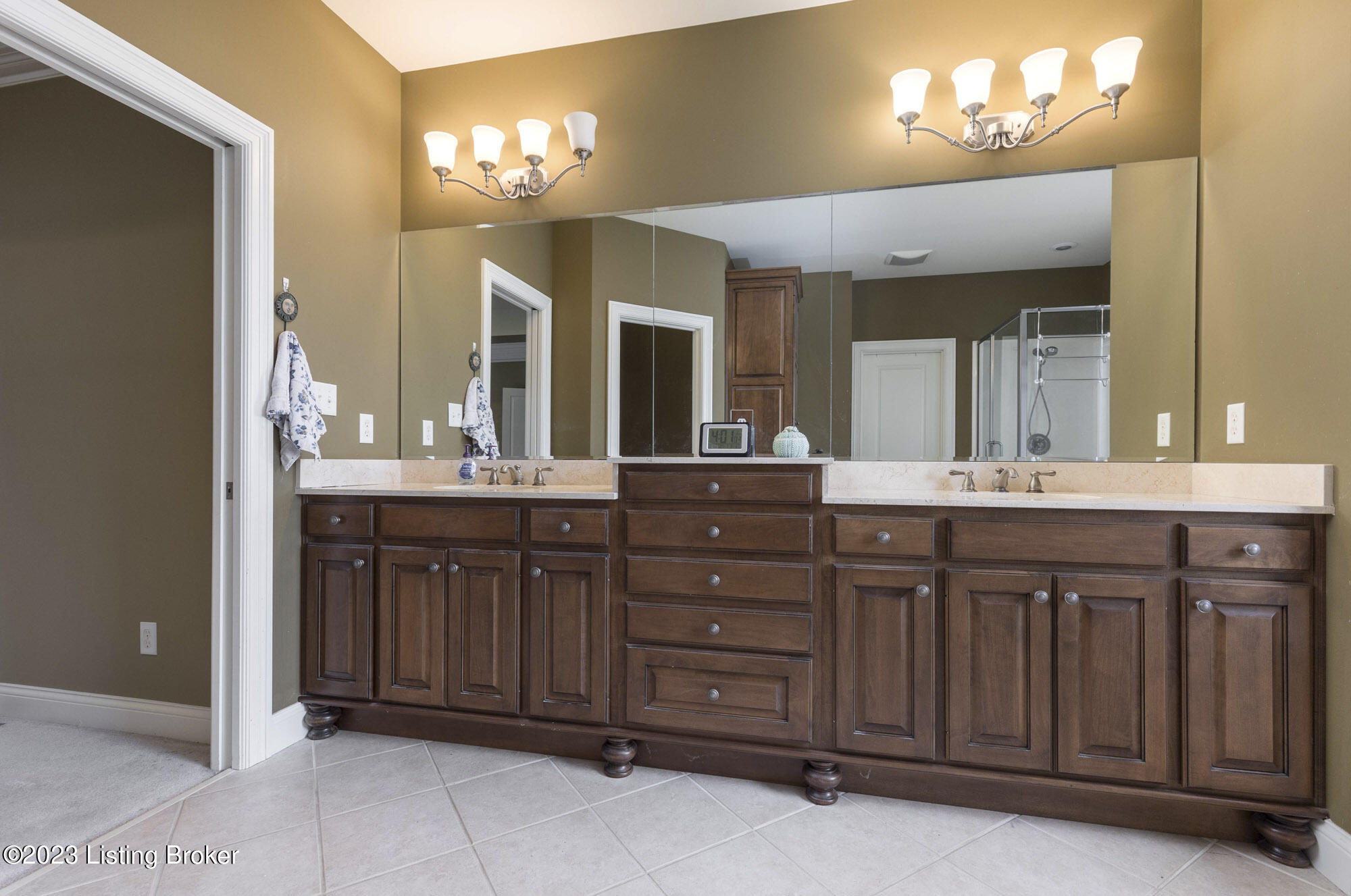 13400 Ridgemoor Drive Prospect, KY 40059 - Photo 21 of 57 16C8BA6D-9BF5-4207-B028-61F541D3D1A6