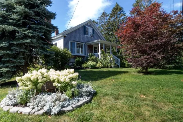 $3,750 | 78 Atlantic Avenue, North Hampton, NH 03862