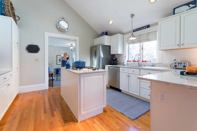 $3,750 | 78 Atlantic Avenue, North Hampton, NH 03862