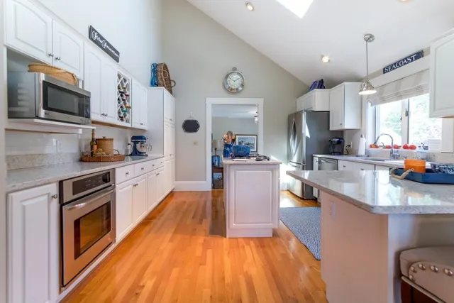 $3,750 | 78 Atlantic Avenue, North Hampton, NH 03862