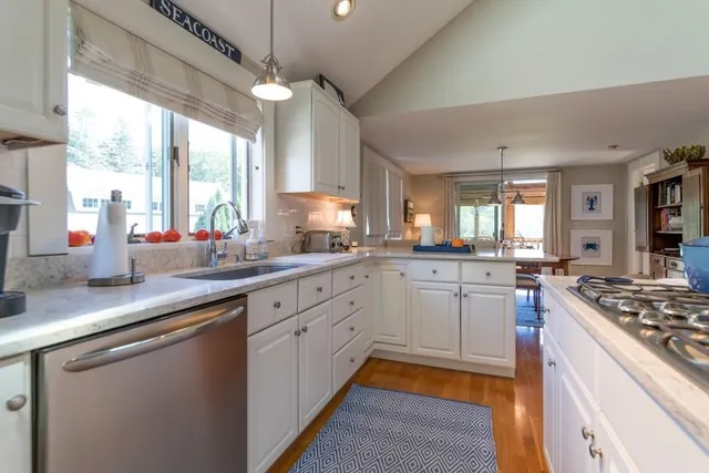 $3,750 | 78 Atlantic Avenue, North Hampton, NH 03862