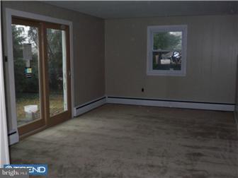 1115 Fitch Road Southampton, PA 18966 - Photo 5 of 7 Family Room