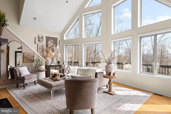 $875,000 | 6246 John Barton Payne Road, Marshall, VA 20115