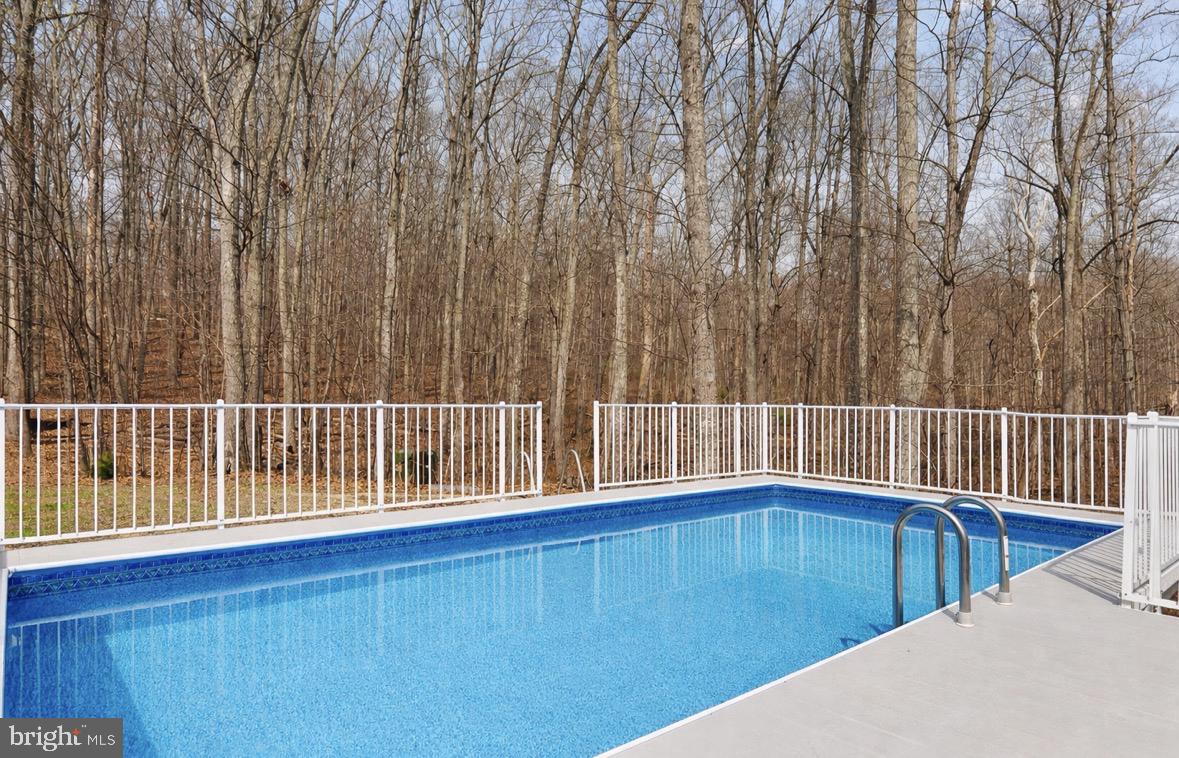6246 John Barton Payne Road Marshall, VA 20115 - Photo 2 of 32 a view of a balcony