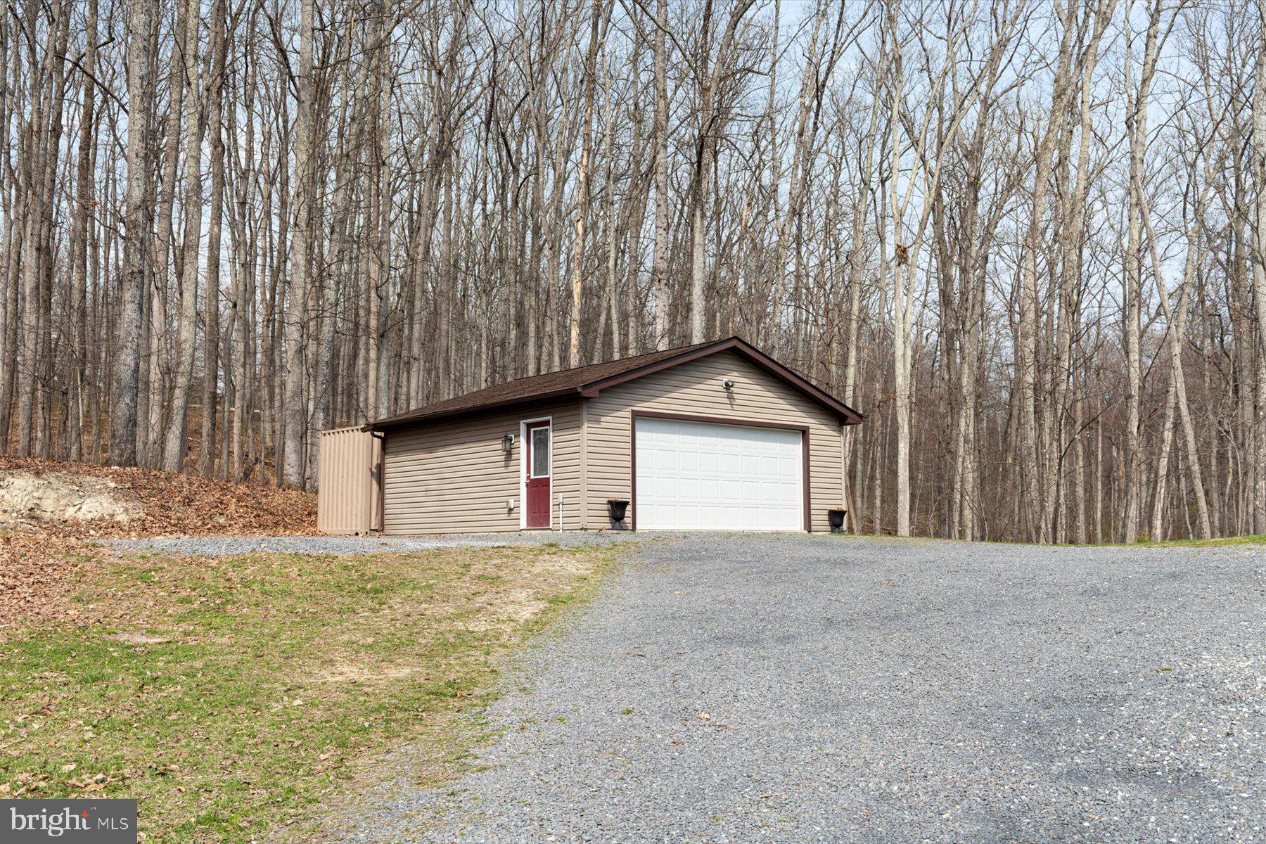 6246 John Barton Payne Road Marshall, VA 20115 - Photo 3 of 32 a view of a house with a outdoor space