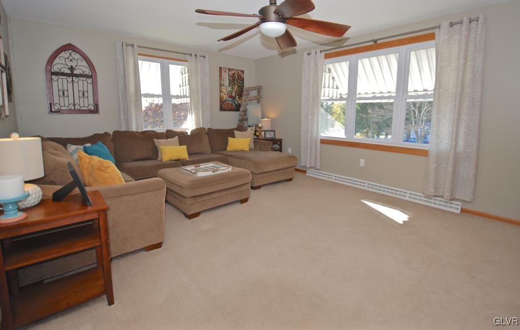 537 O. W. Road Bangor, PA 18013 - Photo 3 of 37 Gallery Image 3