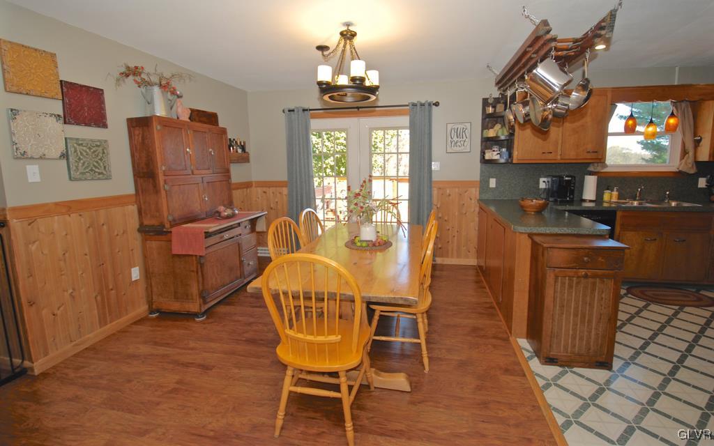 537 O. W. Road Bangor, PA 18013 - Photo 5 of 37 Gallery Image 5