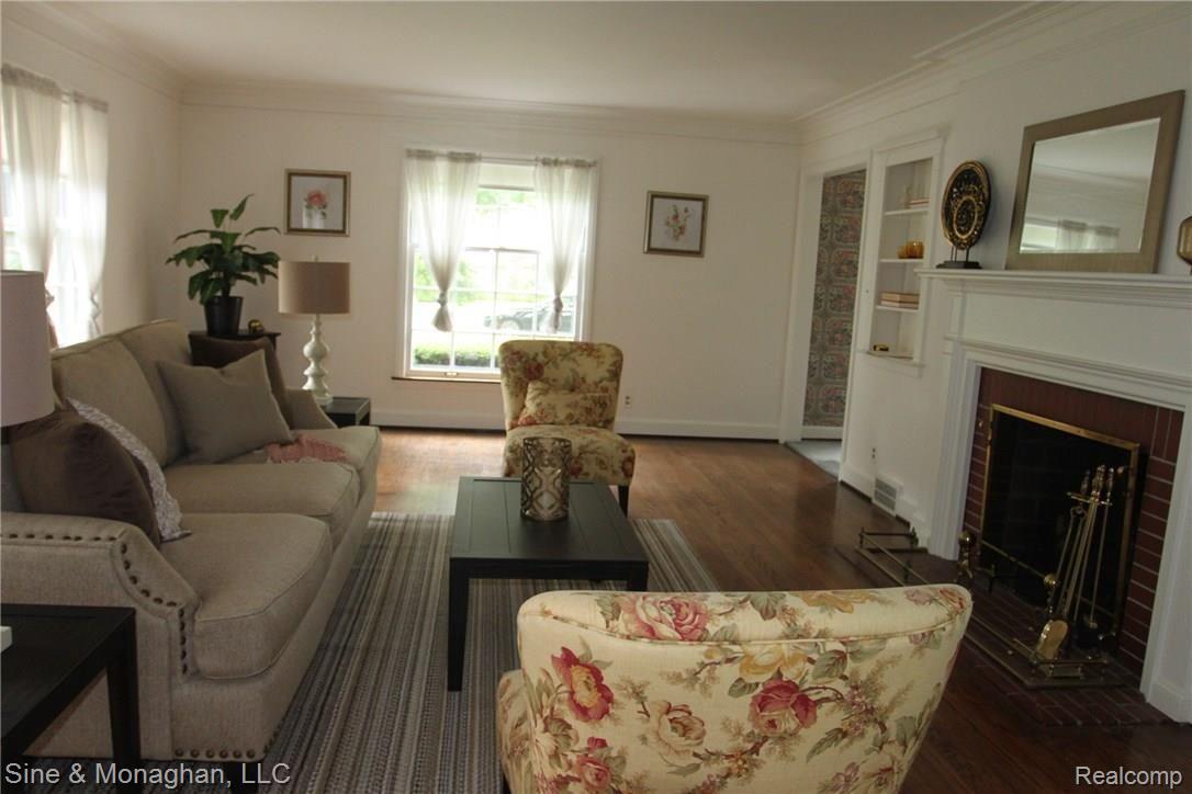 1020 Harvard Road Grosse Pointe, MI 48230 - Photo 7 of 38 IMG_5651.JPG