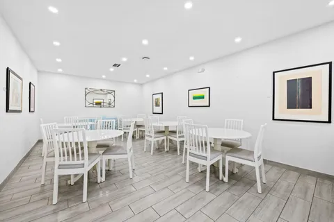 $260,000 | 808 Cypress Boulevard, Unit 206, Pompano Beach, FL 33069