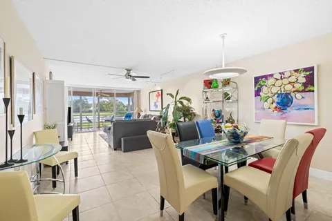 $260,000 | 808 Cypress Boulevard, Unit 206, Pompano Beach, FL 33069