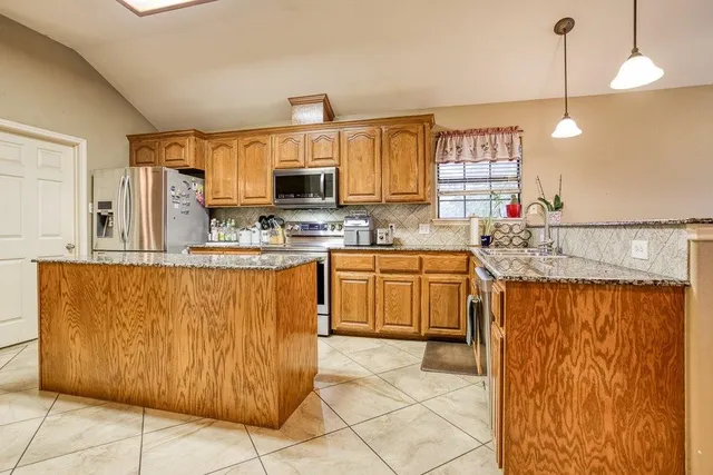 $319,900 | 314 Hancock, Odem, TX 78370