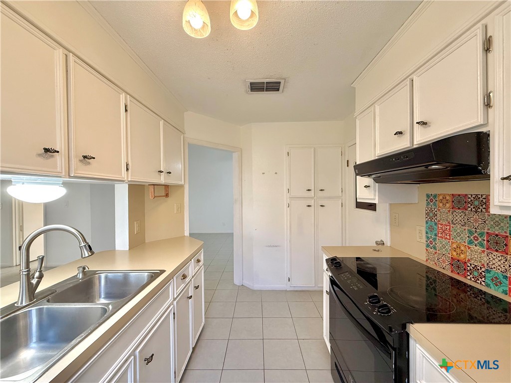 113 Rattan Drive Victoria, TX 77901 - Photo 15 of 33 Gallery Image 15