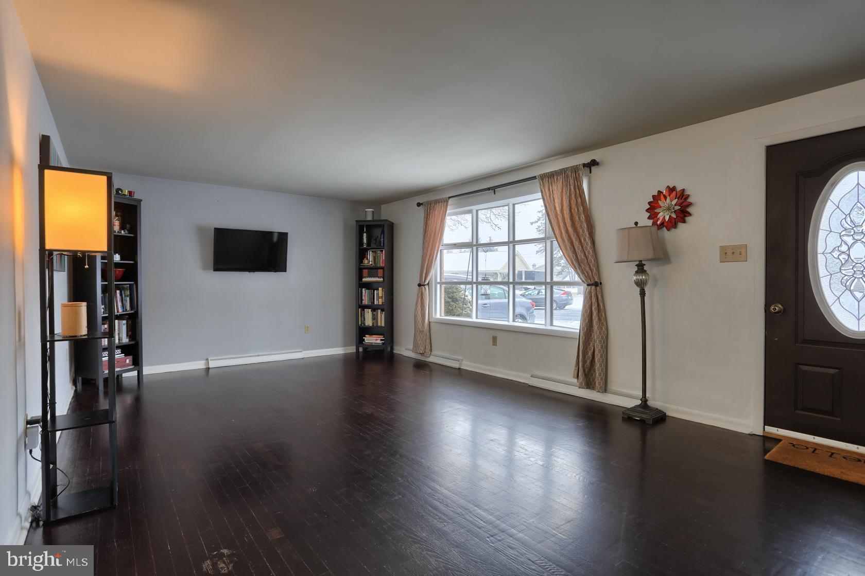 302 Ridge Road Annville, PA 17003 - Photo 3 of 24 Gallery Image 3
