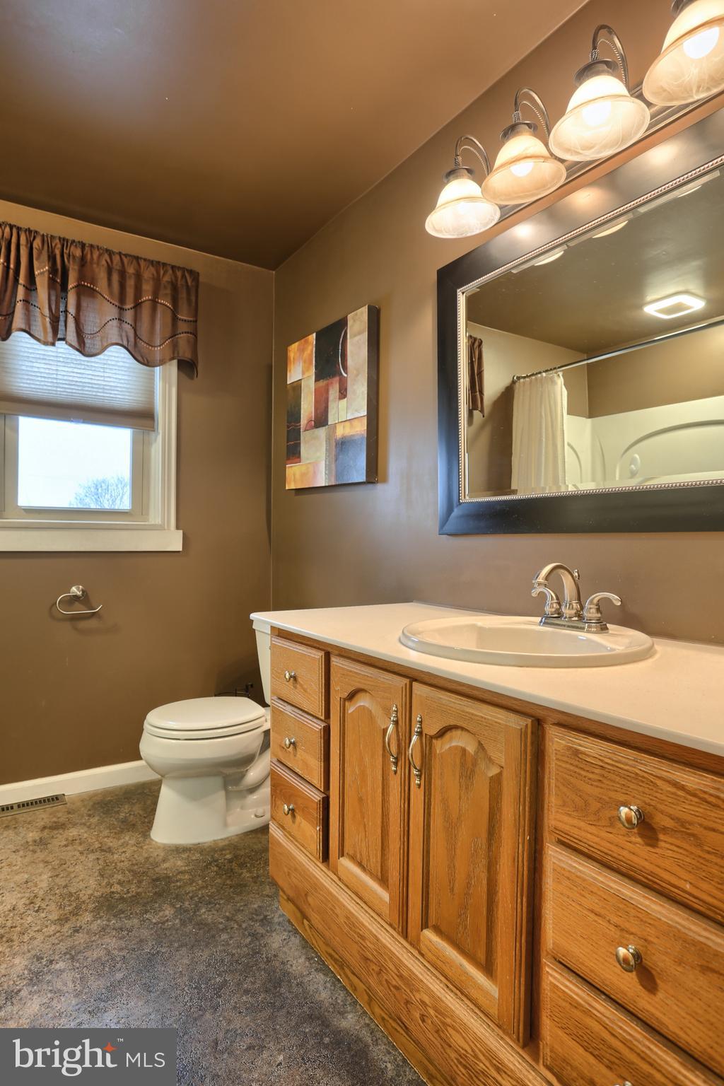 302 Ridge Road Annville, PA 17003 - Photo 8 of 24 Gallery Image 8