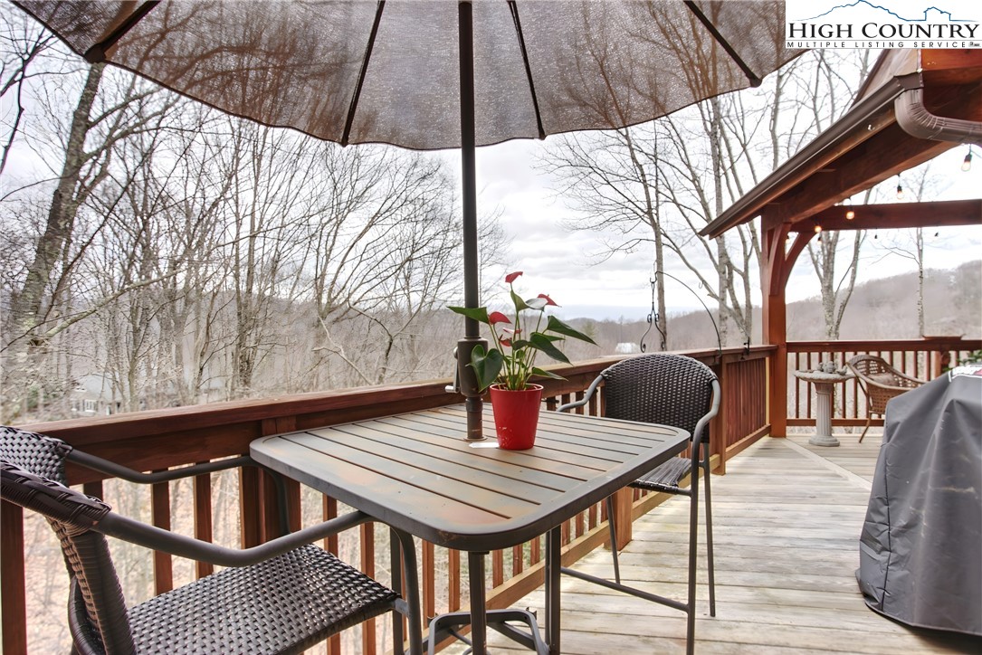 167 Rhododendron Drive Beech Mountain, NC 28604 - Photo 14 of 46