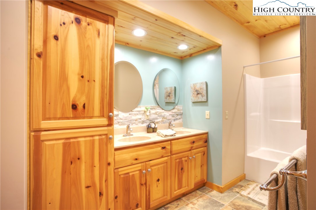 167 Rhododendron Drive Beech Mountain, NC 28604 - Photo 37 of 46