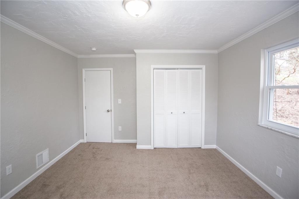 70 Simon Road Cheswick, PA 15024 - Photo 13 of 25 Main Floor 3rd Bedroom.
