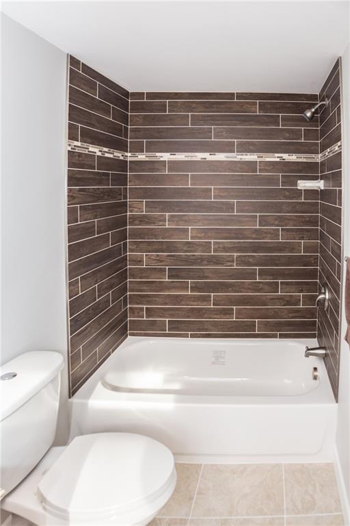 70 Simon Road Cheswick, PA 15024 - Photo 14 of 25 Upper Floor Full Bath.