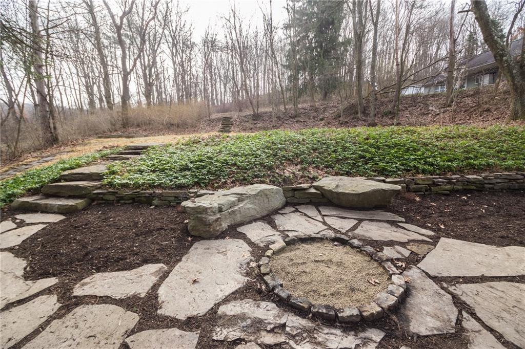 70 Simon Road Cheswick, PA 15024 - Photo 23 of 25 Fire Pit off Deck.