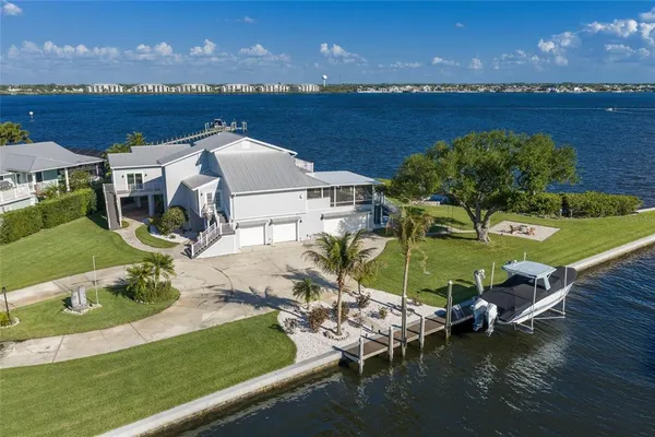 $2,500,000 | 806 Nancy Gamble Lane, Ellenton, FL 34222