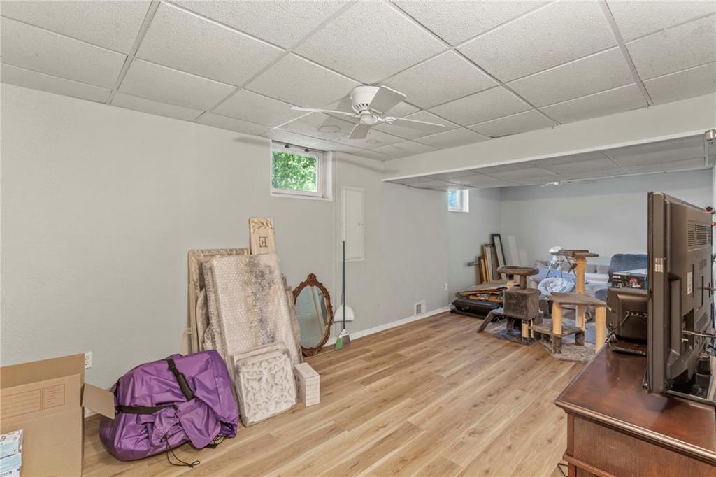 553 Hoover Drive Apollo, PA 15613 - Photo 28 of 35 a view of a room with gym equipment