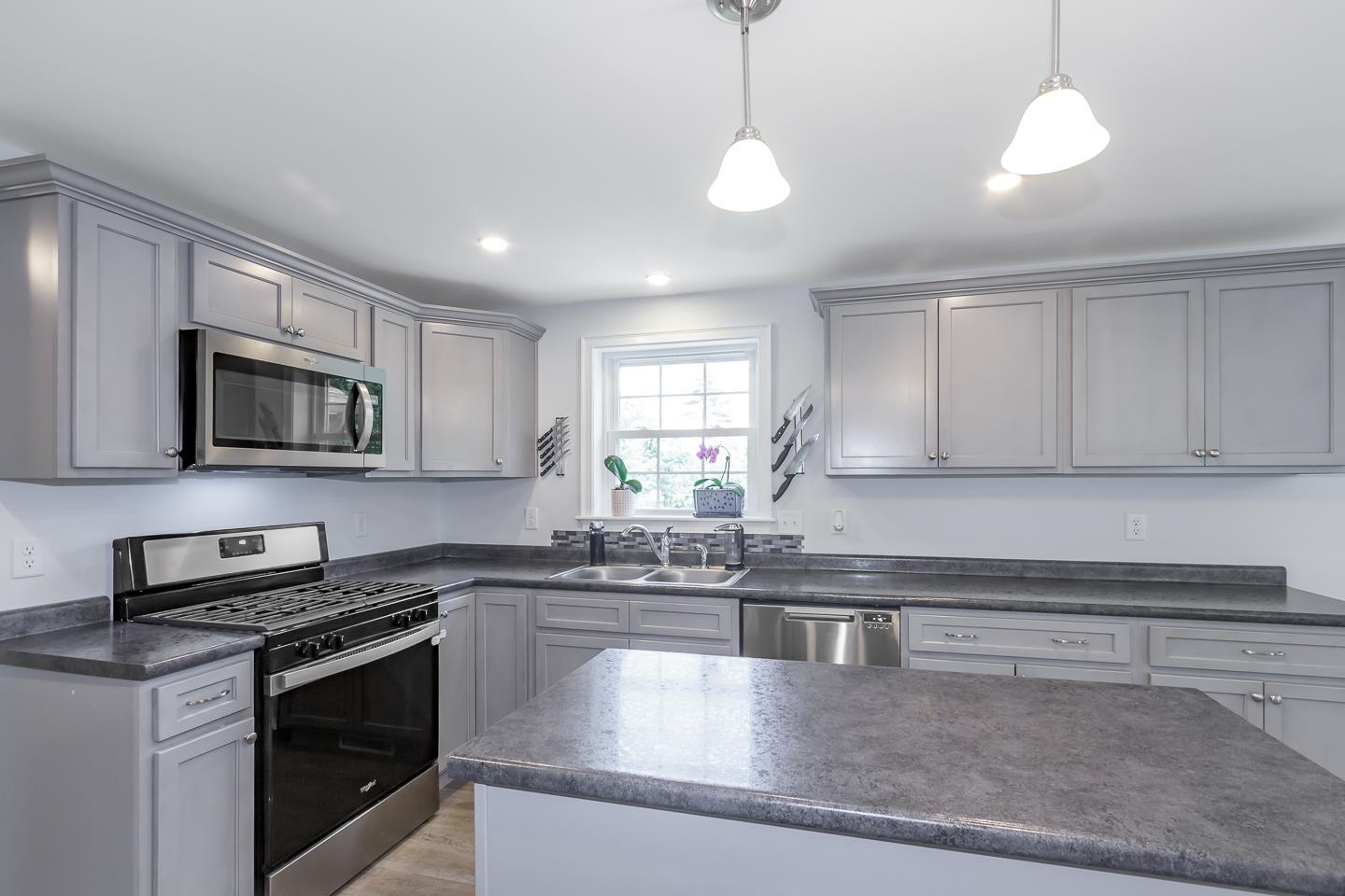 80 Timber Ridge Drive Milford, NH 03055 - Photo 24 of 50