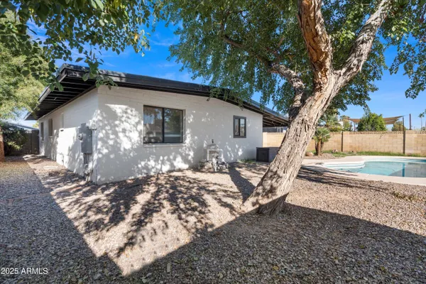 $449,900 | 1939 East Alameda Drive, Tempe, AZ 85282
