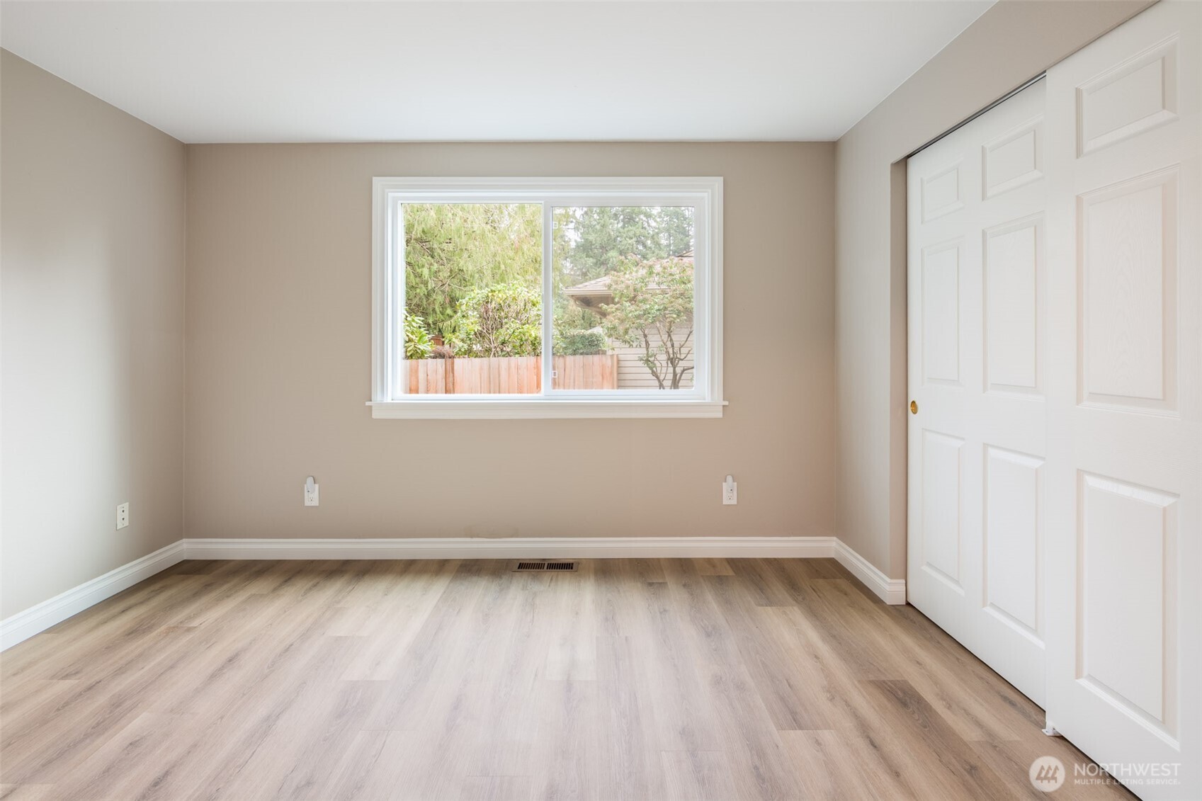 32135 32nd Avenue Southwest Federal Way, WA 98023 - Photo 19 of 40