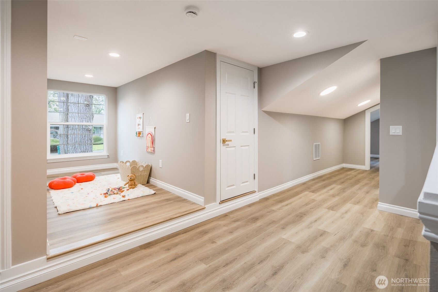 32135 32nd Avenue Southwest Federal Way, WA 98023 - Photo 21 of 40