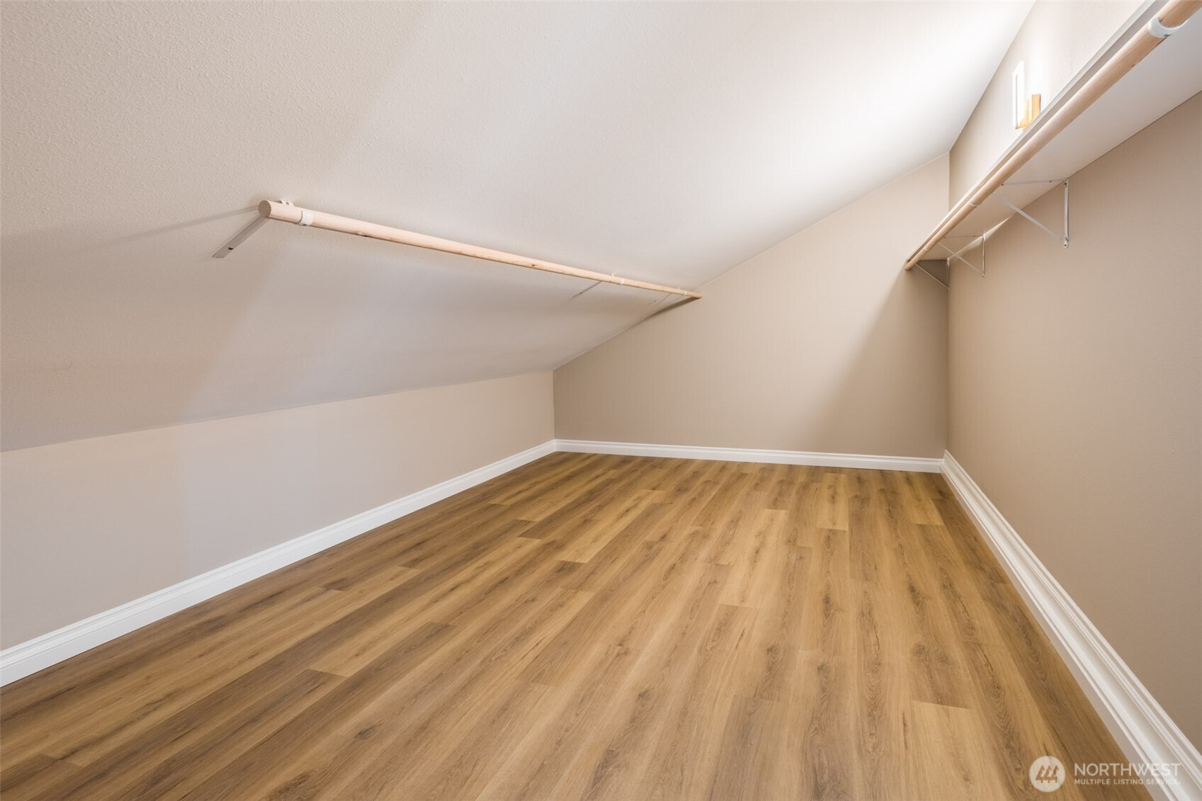 32135 32nd Avenue Southwest Federal Way, WA 98023 - Photo 25 of 40