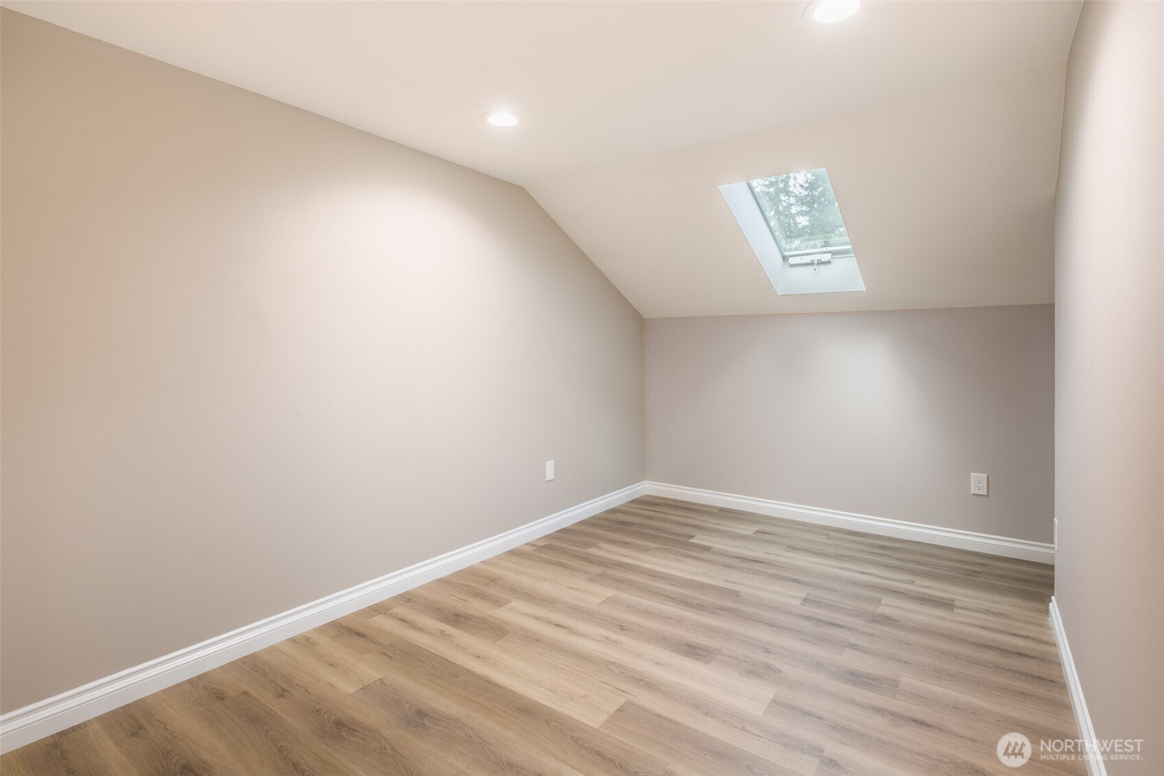 32135 32nd Avenue Southwest Federal Way, WA 98023 - Photo 26 of 40