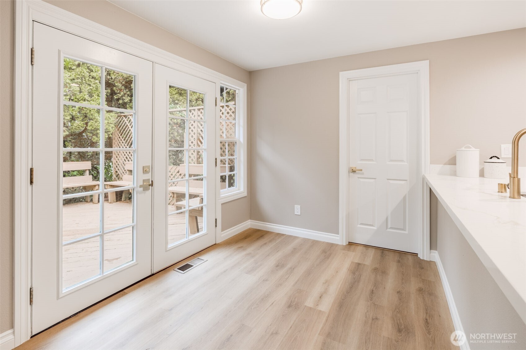 32135 32nd Avenue Southwest Federal Way, WA 98023 - Photo 28 of 40