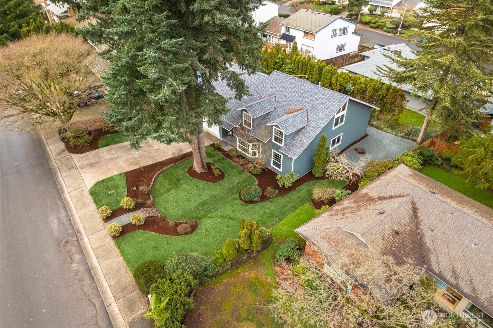 32135 32nd Avenue Southwest Federal Way, WA 98023 - Photo 35 of 40