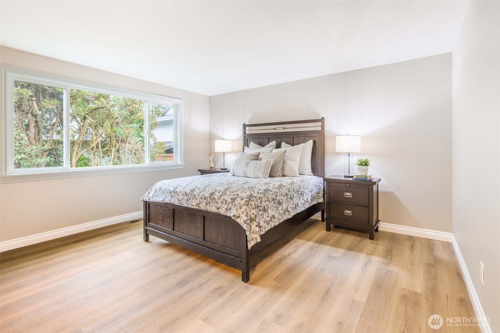 32135 32nd Avenue Southwest Federal Way, WA 98023 - Photo 9 of 40